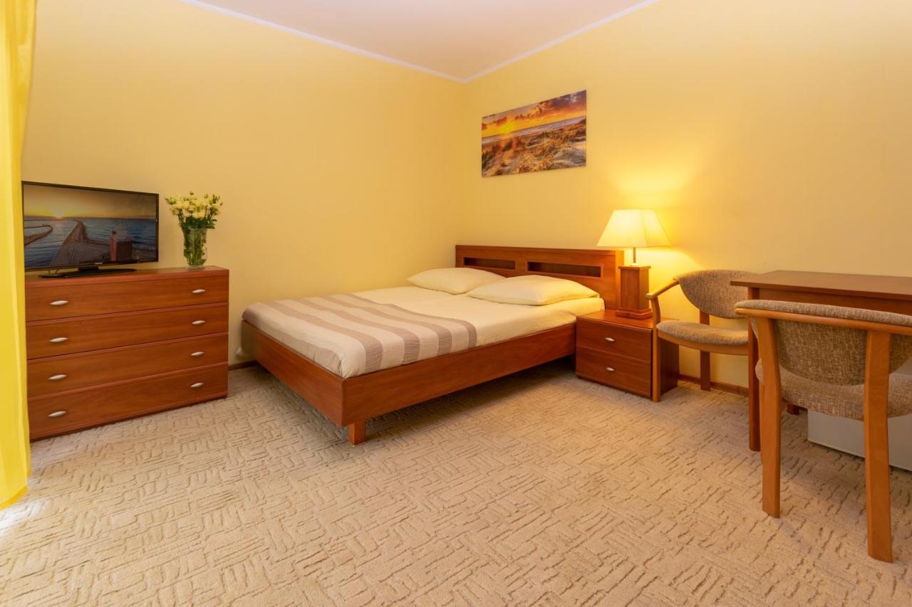 Pensjonat Marynarski - Apartamenty Darłówko Exterior foto